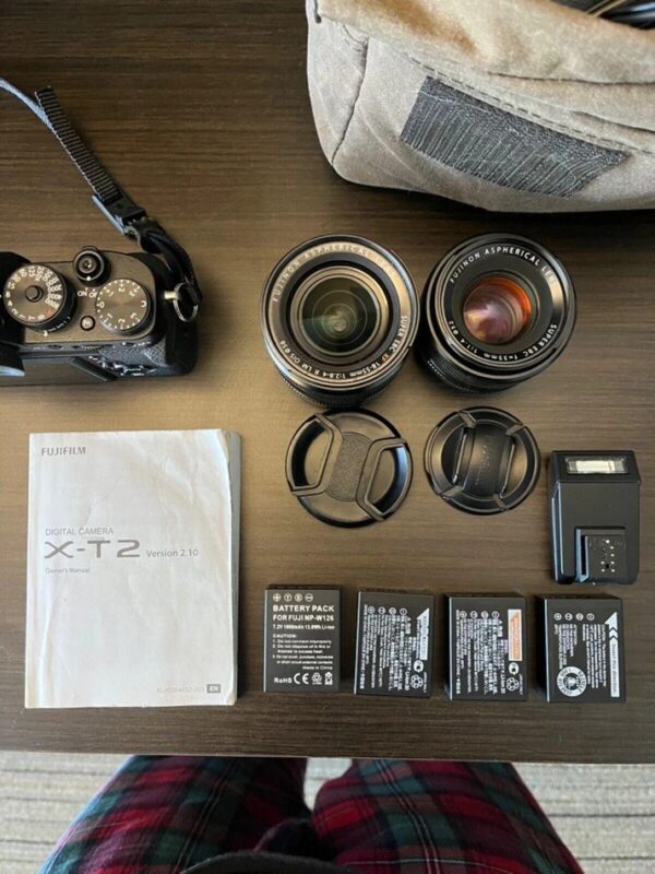 Fujifilm XT2, Black Mirrorless, Fujinon 18-55mm lens, Fujinon 35mm lens - Image 2