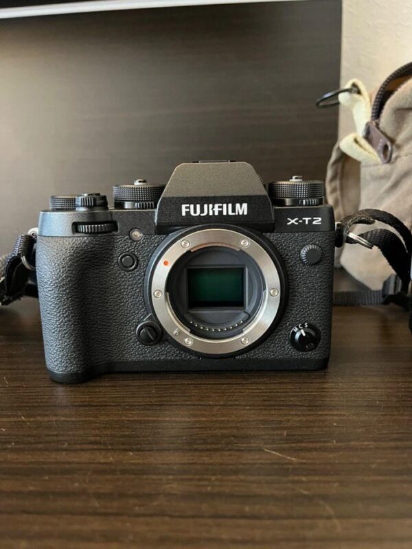 Fujifilm XT2, Black Mirrorless, Fujinon 18-55mm lens, Fujinon 35mm lens