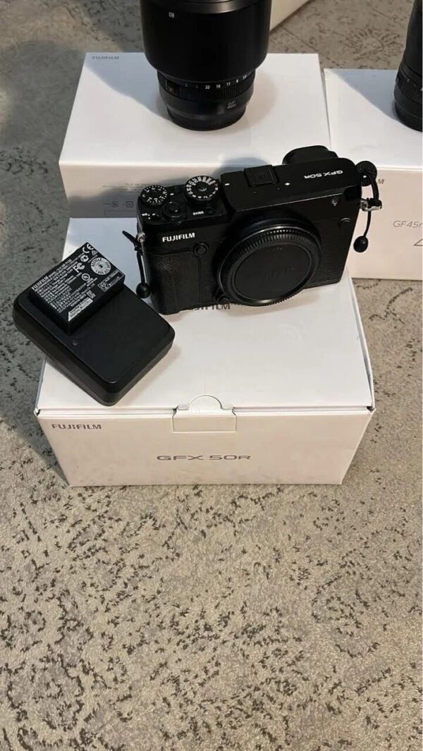 FUJIFILM GFX 50R 51.4 MP Mirrorless Camera – Excellent used condition - Image 6