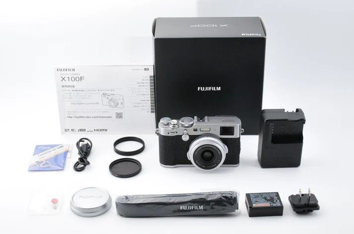 Fujifilm X100F Silver Shutter count 10500 Mint