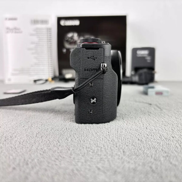 Canon PowerShot G7 X Mark III 20.1MP 4K Digital Vlogging Camera Starter Kit. - Image 9